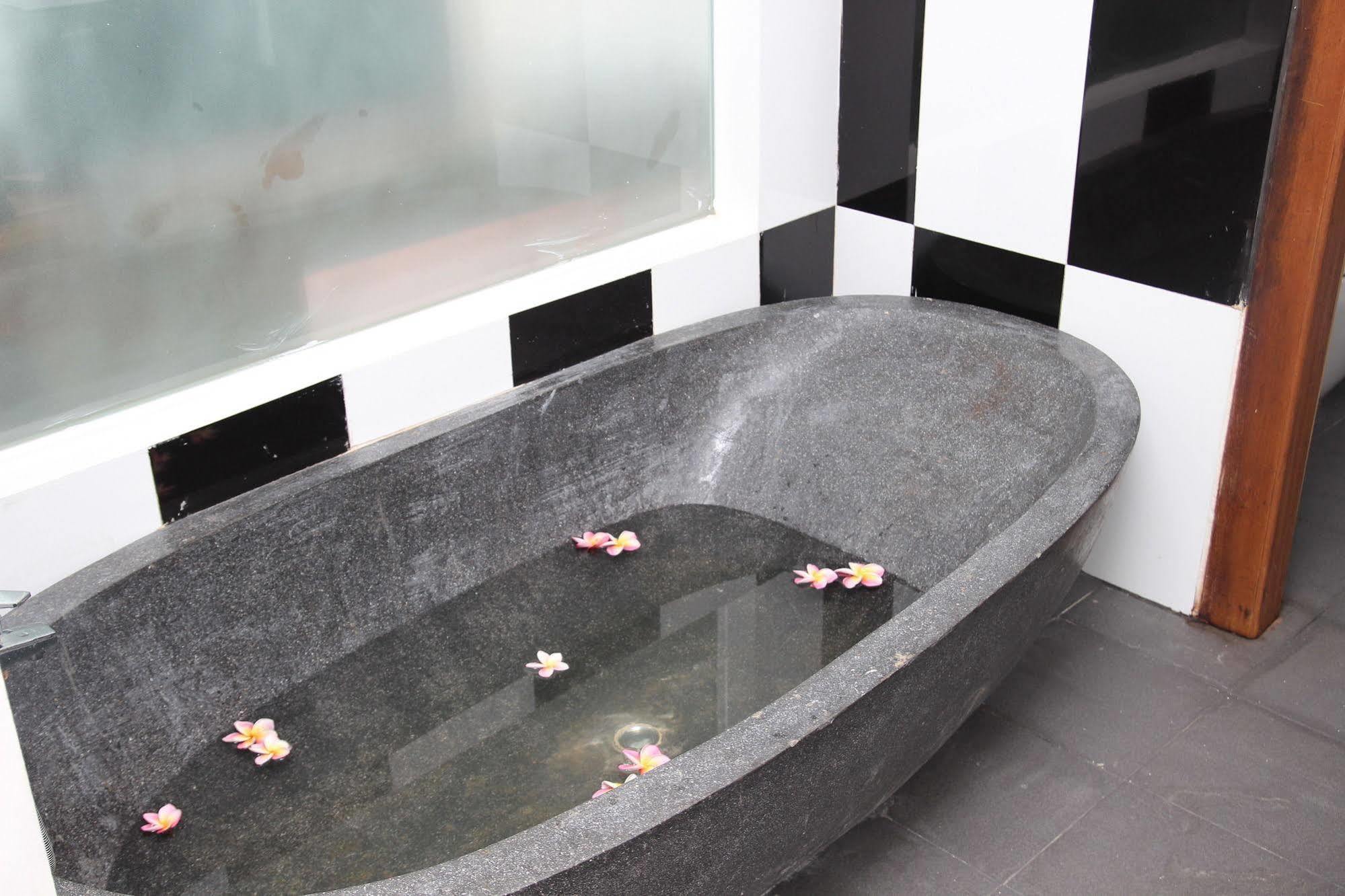 Hotel Baan Soksan à Siem Reap Extérieur photo