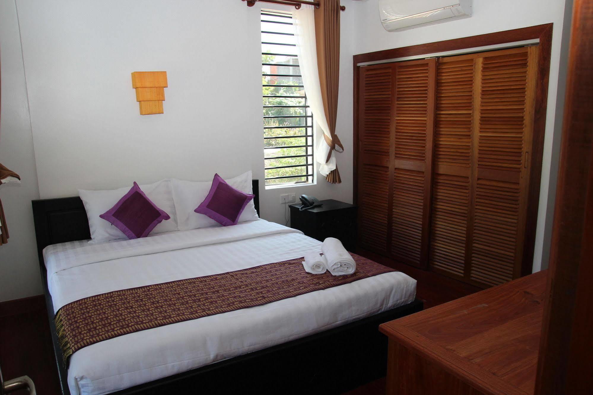 Hotel Baan Soksan à Siem Reap Extérieur photo