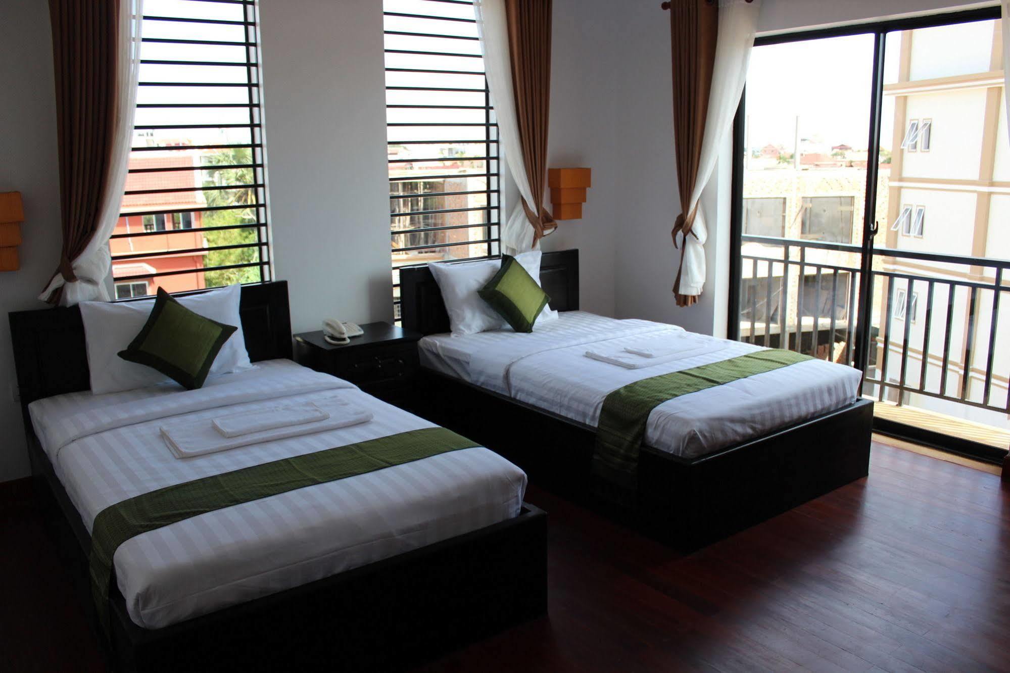 Hotel Baan Soksan à Siem Reap Extérieur photo