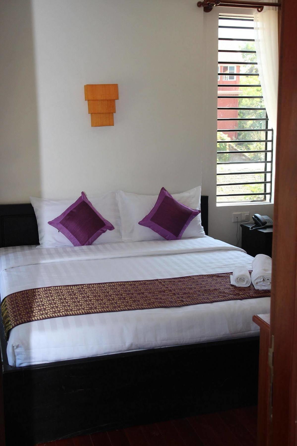 Hotel Baan Soksan à Siem Reap Extérieur photo